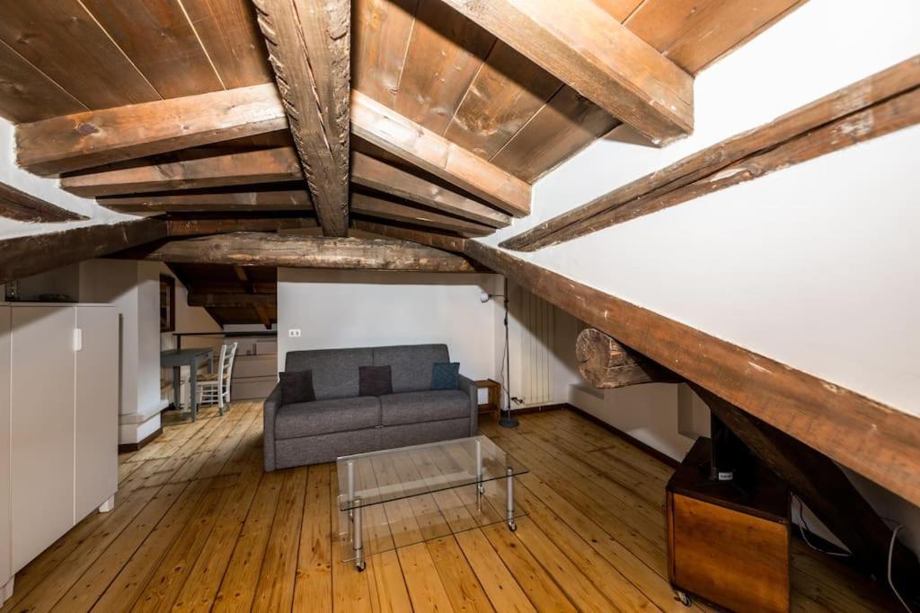 Wonderful Two Floors Apartment ميلان المظهر الخارجي الصورة